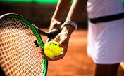 Звуки игры в большой теннис
